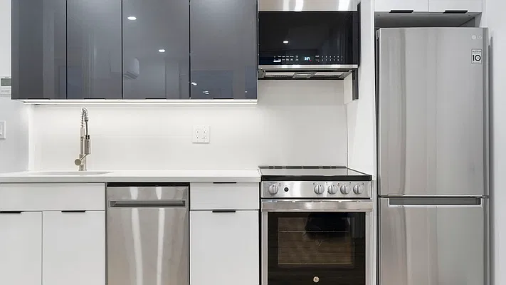 Rented by Nooklyn NYC LLC | media 19