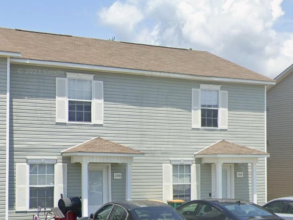 1st image of 17265 Avondale Cir