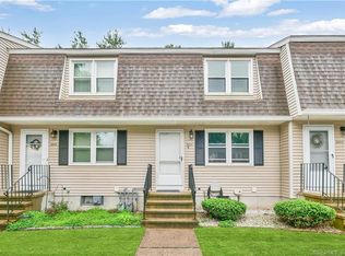 269 Oakland St APT E, Manchester, CT 06042