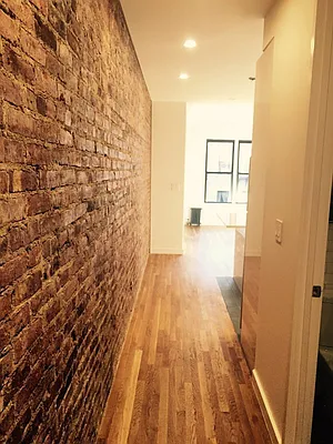 Rented by Bohemia Realty Group | media 42