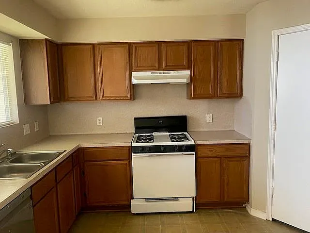 1227 Mossy Branch St — Photo 18