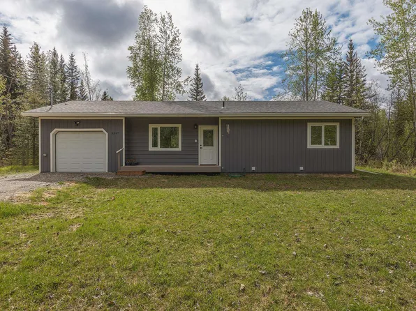 3347 White Spruce Dr, North Pole, AK 99705
