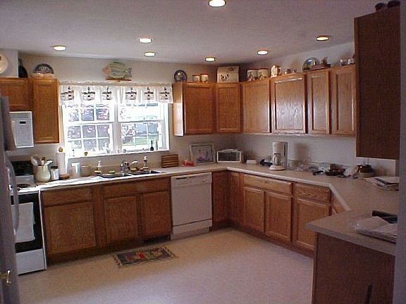 5th image of 10476 Castaway Ct