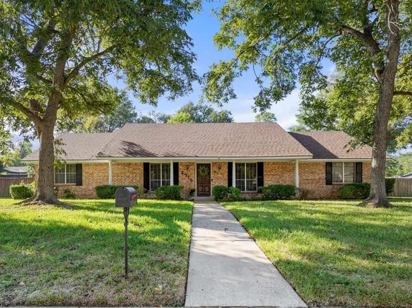 2715 Rockbridge Rd, Tyler, TX 75701