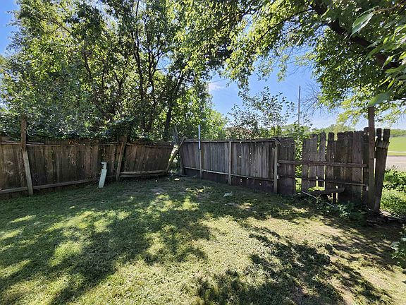 4th image of 7519 E Leewood Cir