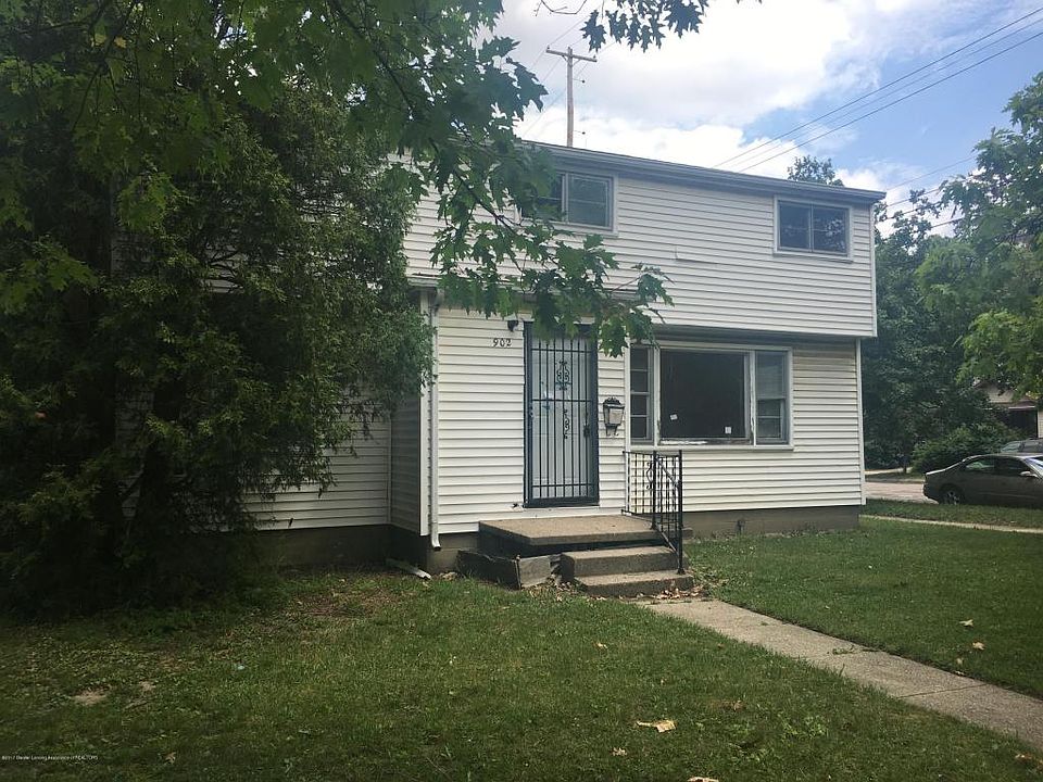 1st image of 902 W Shiawassee St
