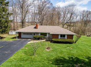 3126 Beech Hill Dr, Sugarcreek Township, OH 45370
