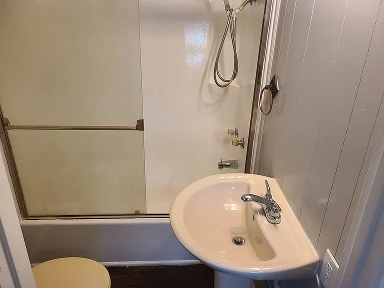 604 Ellen Dr — Photo 23