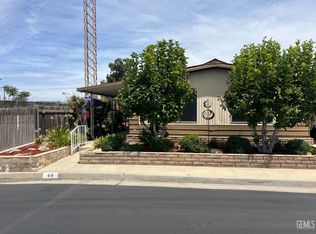 400 E Roberts Ln SPACE 44, Bakersfield, CA