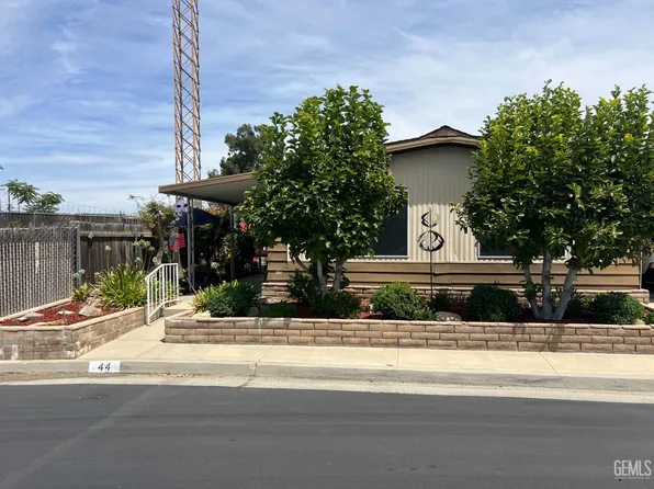 400 E Roberts Ln Space 44, Bakersfield, CA 93308