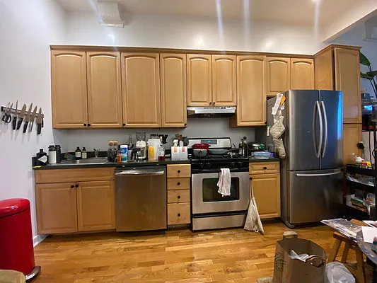 Rented by Dream Space Realty | media 22