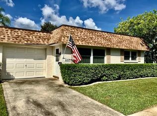 608 Mindy Dr, Largo, FL 33771