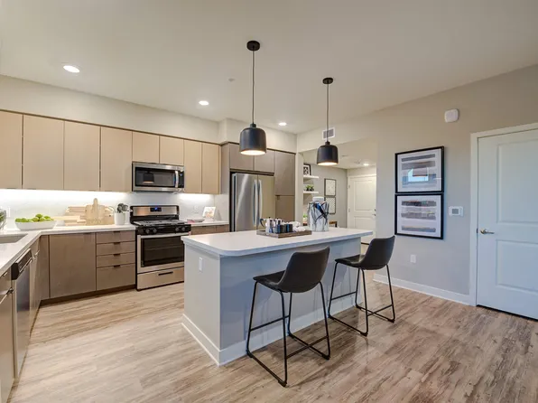 The Overlook at Los Patrones, 28800 Airoso St #253, Ladera Ranch, CA 92694