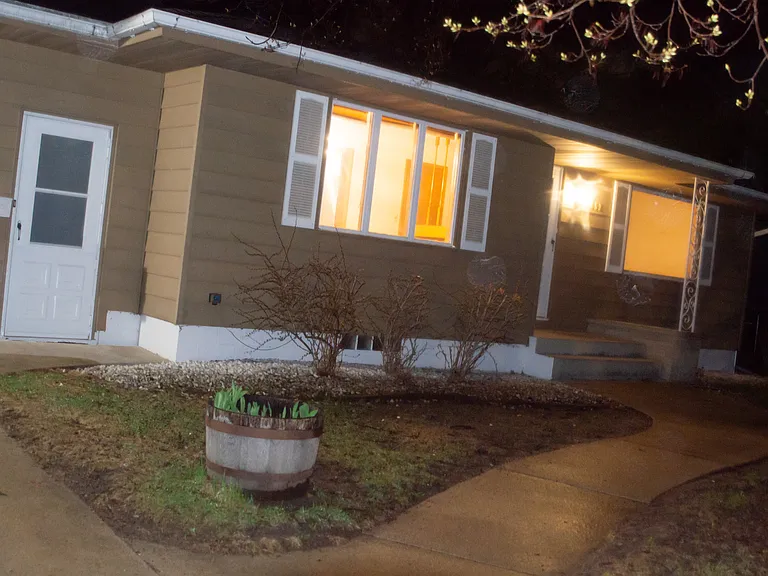 852 13th Ave SE — Photo 8