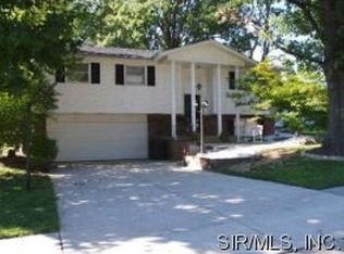 808 Slippery Rock Dr, Edwardsville, IL