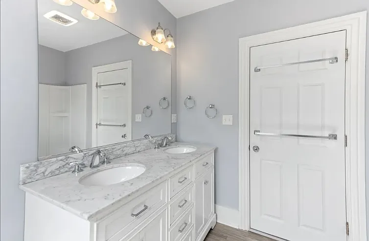 17 Lothrop St #1 — Photo 16