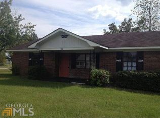 638 Maxie Cir, Metter, GA 30439