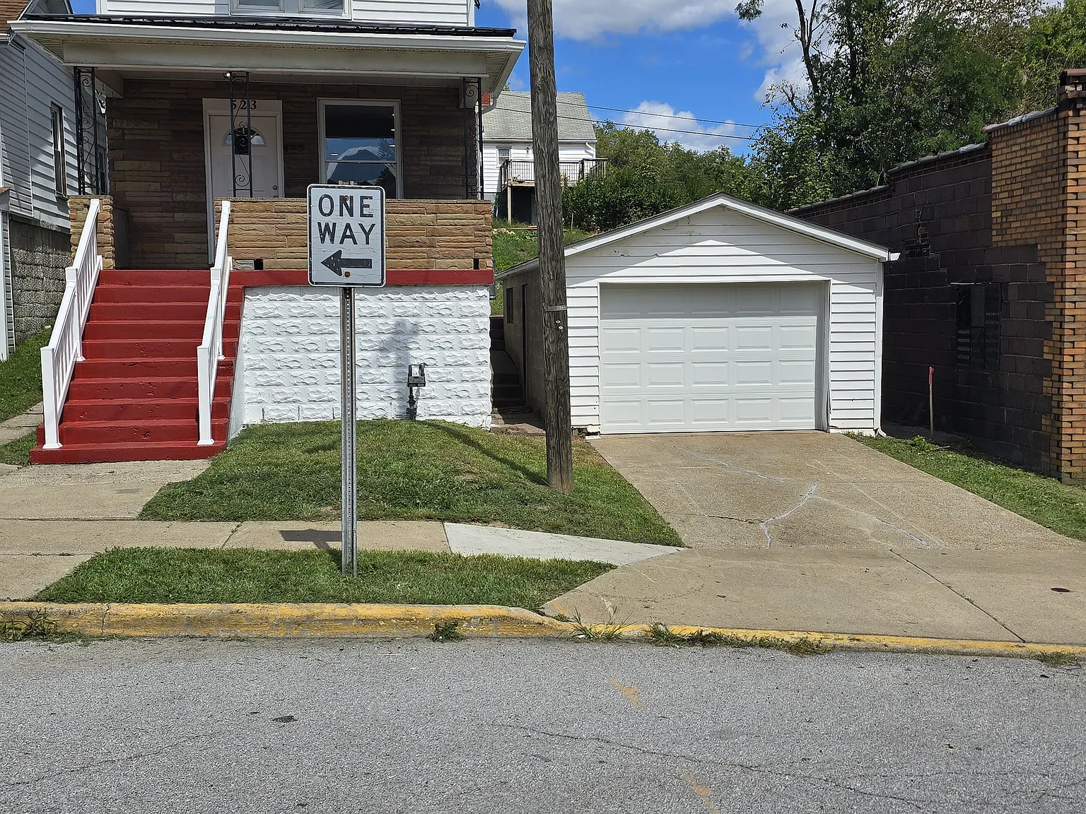 2 bed, 2.5 bath, 1280 sqft, $1,500 — Photo 2