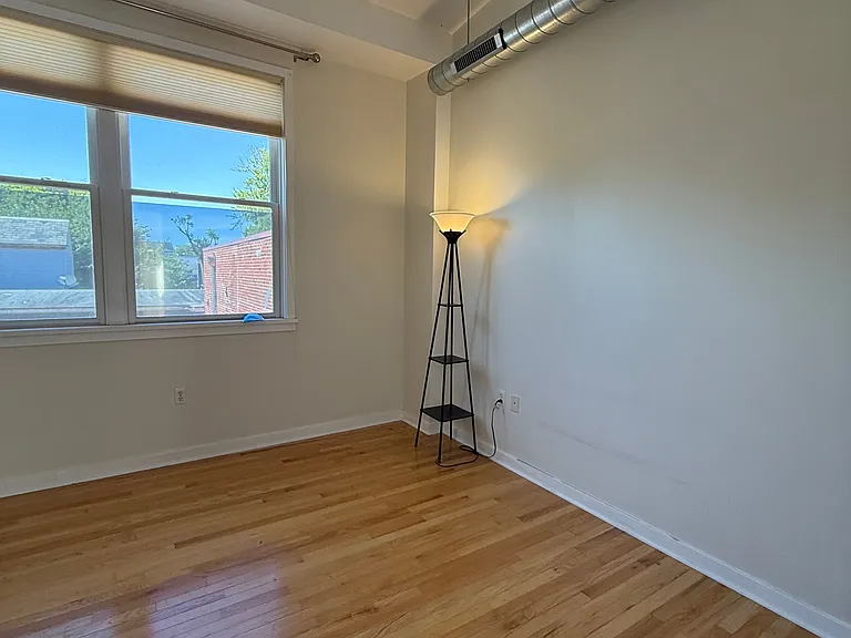 242 Centre St #6 — Photo 7