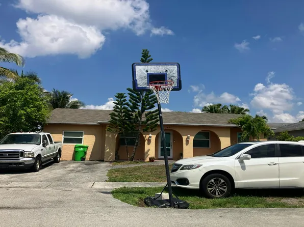2411 NW 110th Ave, Sunrise, FL 33322