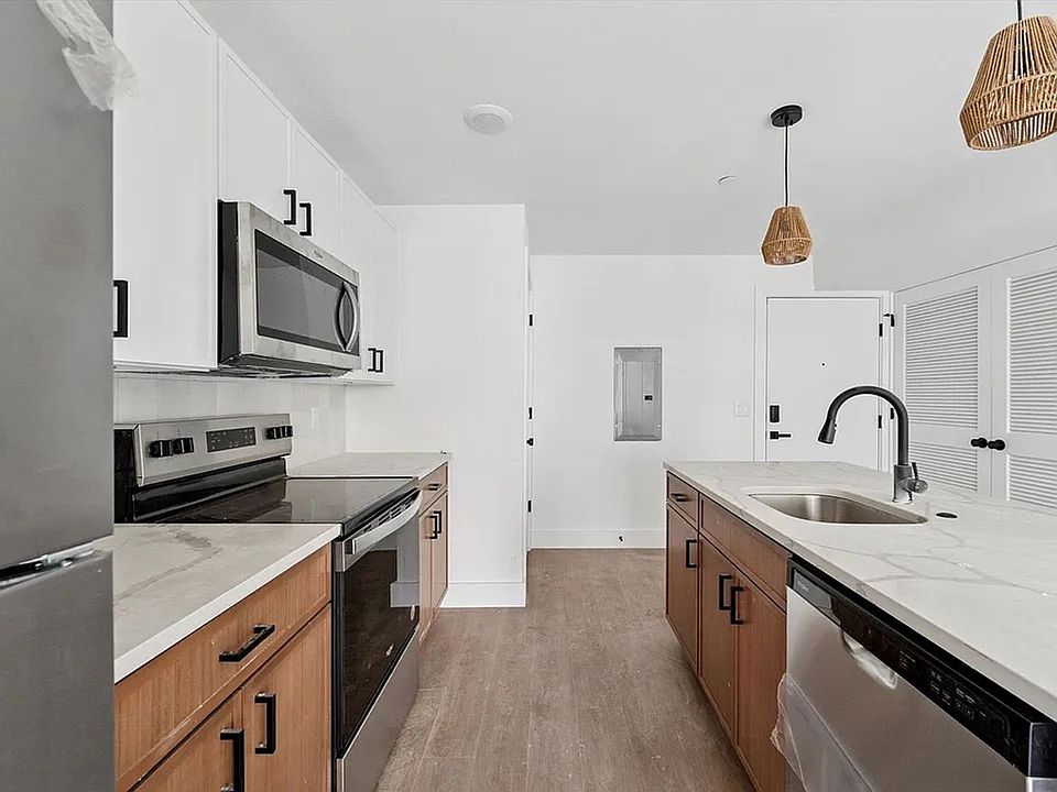1st image of 2520 N Front St #205
