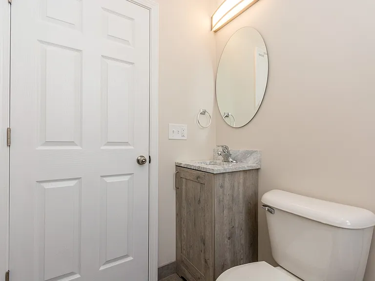 915 S Aberdeen St — Photo 15
