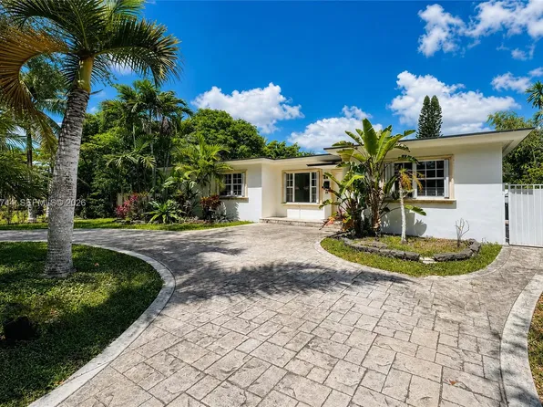 516 La Villa Dr, Miami Springs, FL 33166