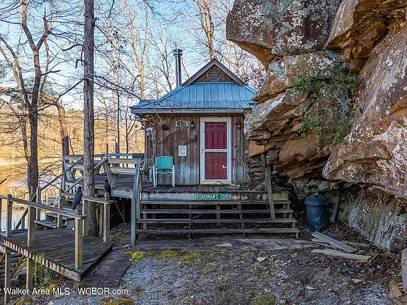 Image 2: Beautiful Rock Formations