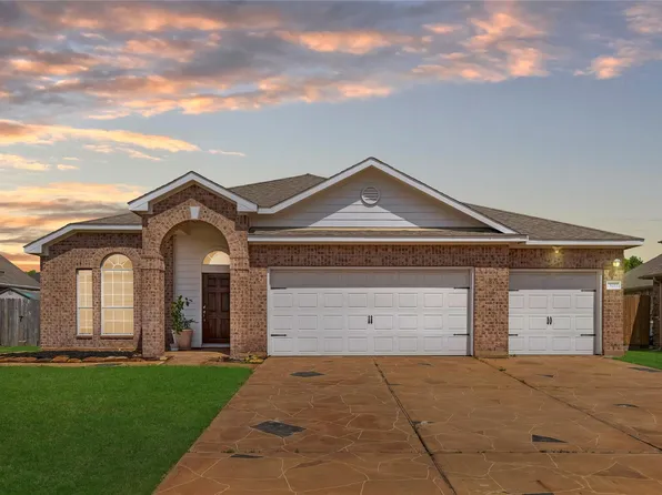 3111 Clover Trace Dr, Spring, TX 77386