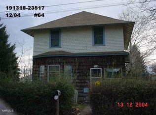 304 Thornton Ln, Yakima, WA 98901
