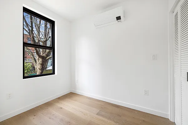 Rented by Brooklyn Property Group LLC | media 14
