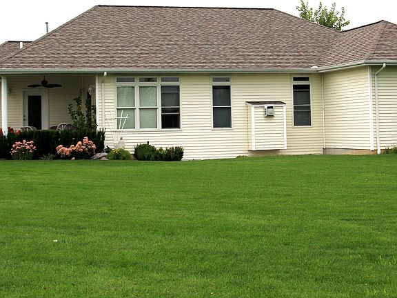 2nd image of 1253 Bearpaw Dr