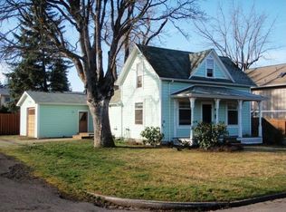913 Hull St, Hood River, OR 97031