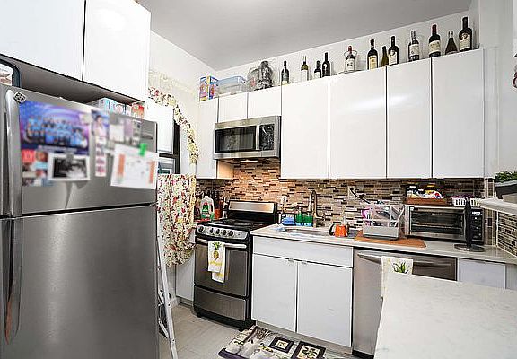 5th image of 145 Edgecombe Ave APT D3