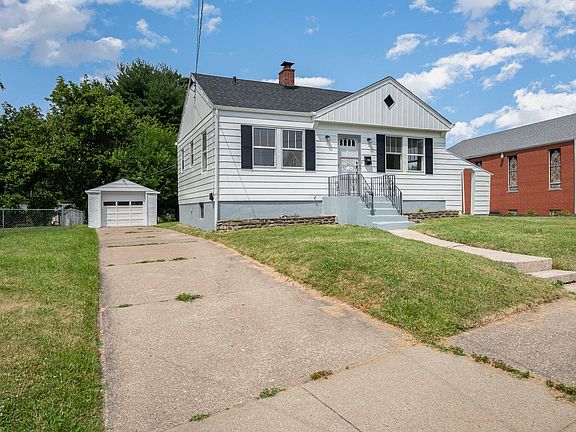 2nd image of 134 Carlisle St