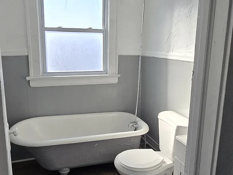 2257 E 80th St #2 — Photo 7