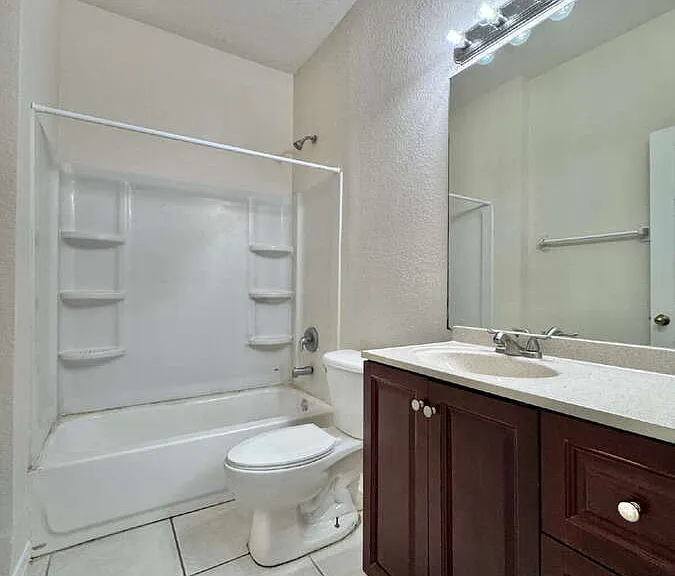 530 Kilgour Ave S — Photo 38