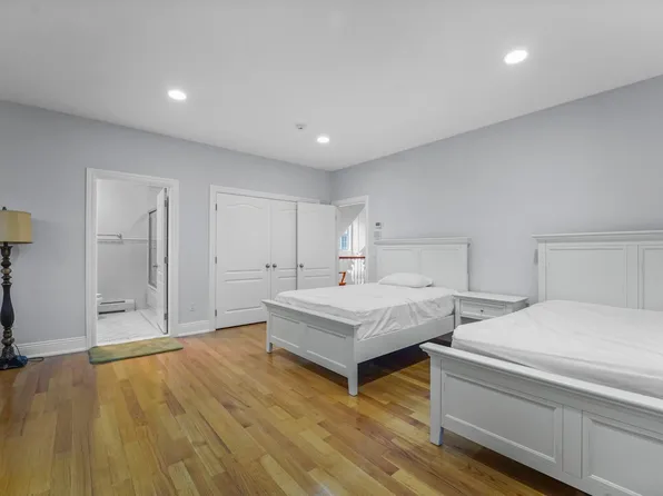 1 Euclid Road image 31 of 50