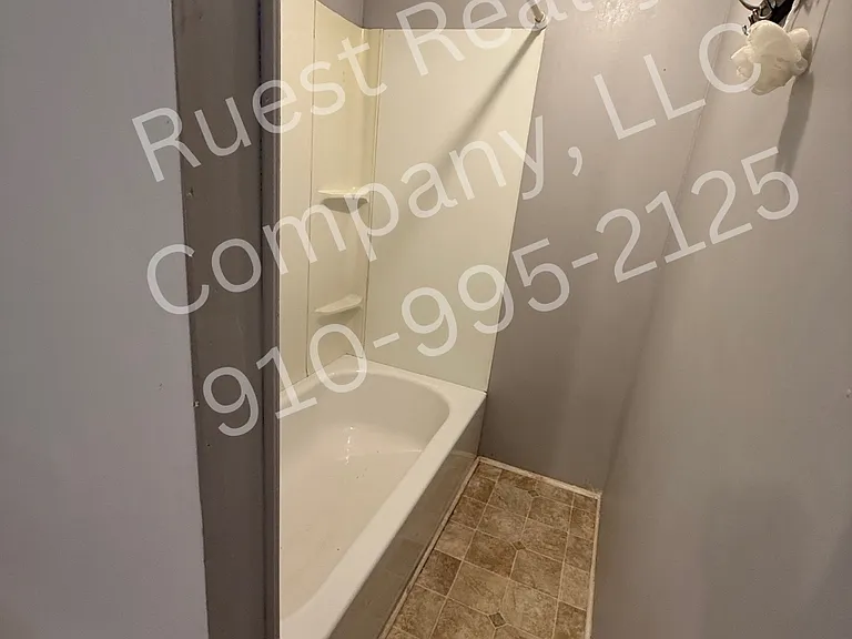 213 Airport Rd — Photo 6