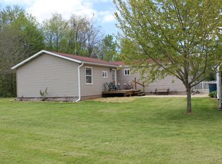 4446 Westbrook Rd, Ionia, MI 48846