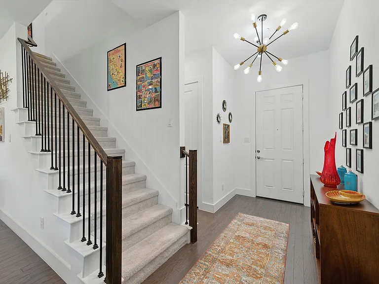 1078 Maverick Dr — Photo 5
