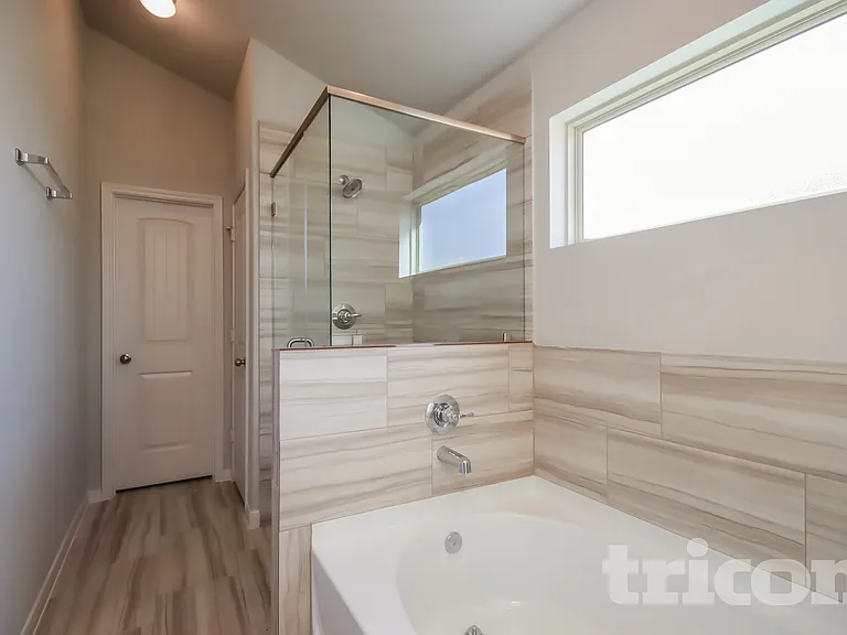 9838 Glen Brook Ln — Photo 11