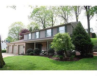 23 Greenview Ave photo 1