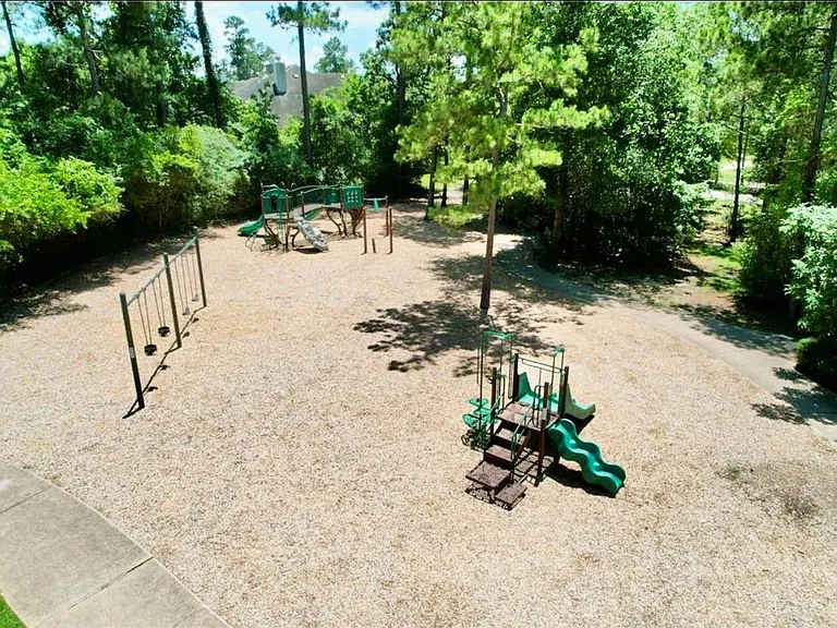 135 S Spinning Wheel Cir — Photo 21