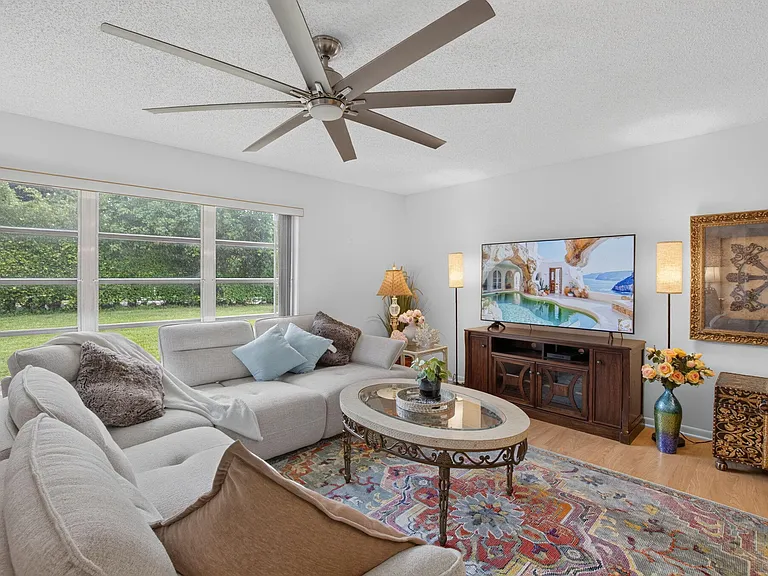 5037 Lakefront Blvd #A — Photo 6