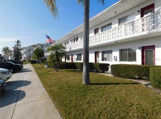 8220 112th St APT 102, Seminole, FL 33772