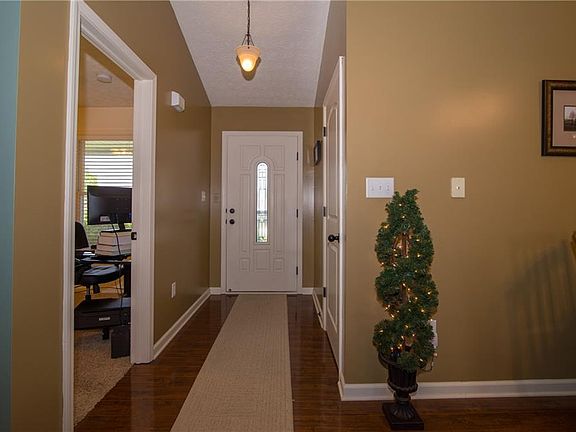 4th image of 316 Westmoor Dr