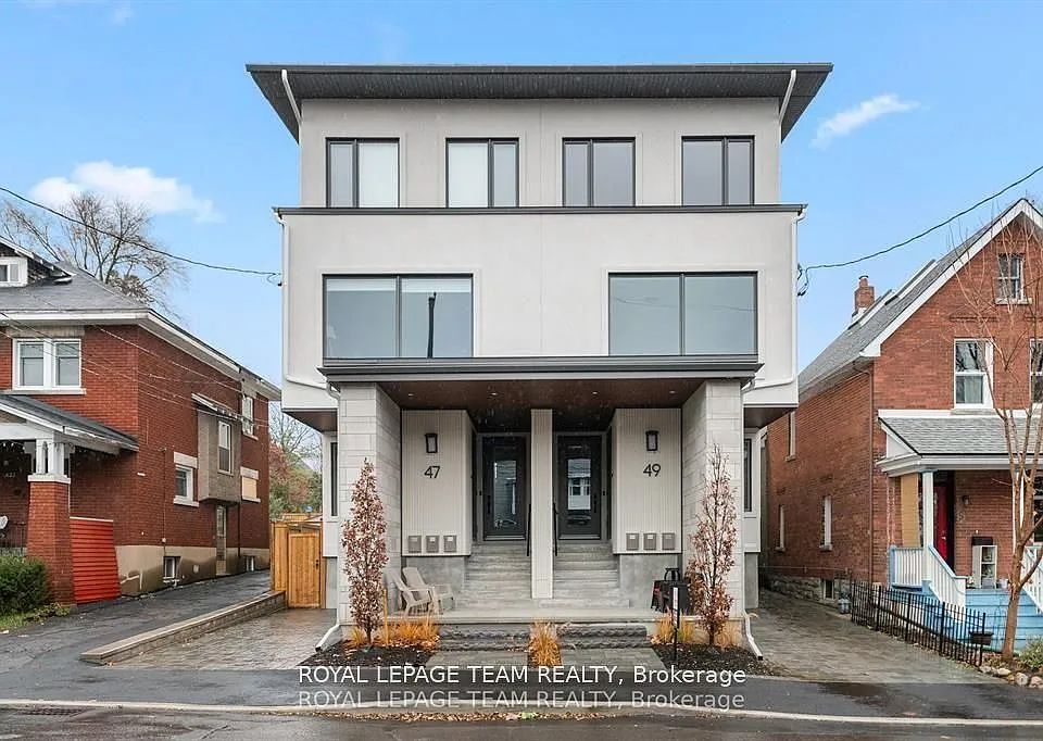 47 Grosvenor Ave #1