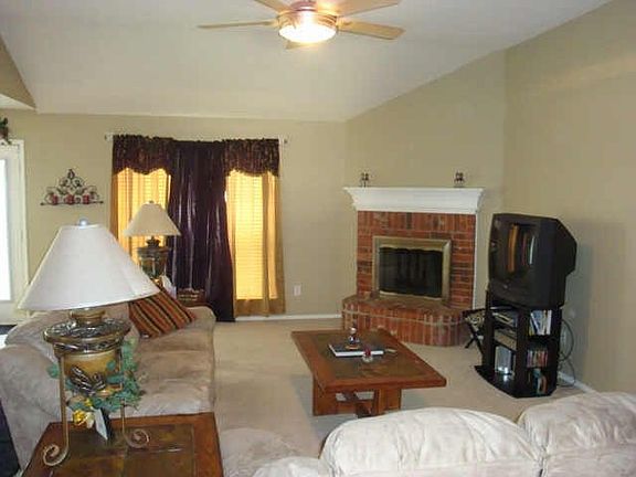 2nd image of 1702 Barbados Dr