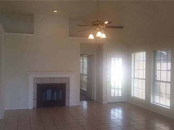 2nd image of 6514 Teresa Ln
